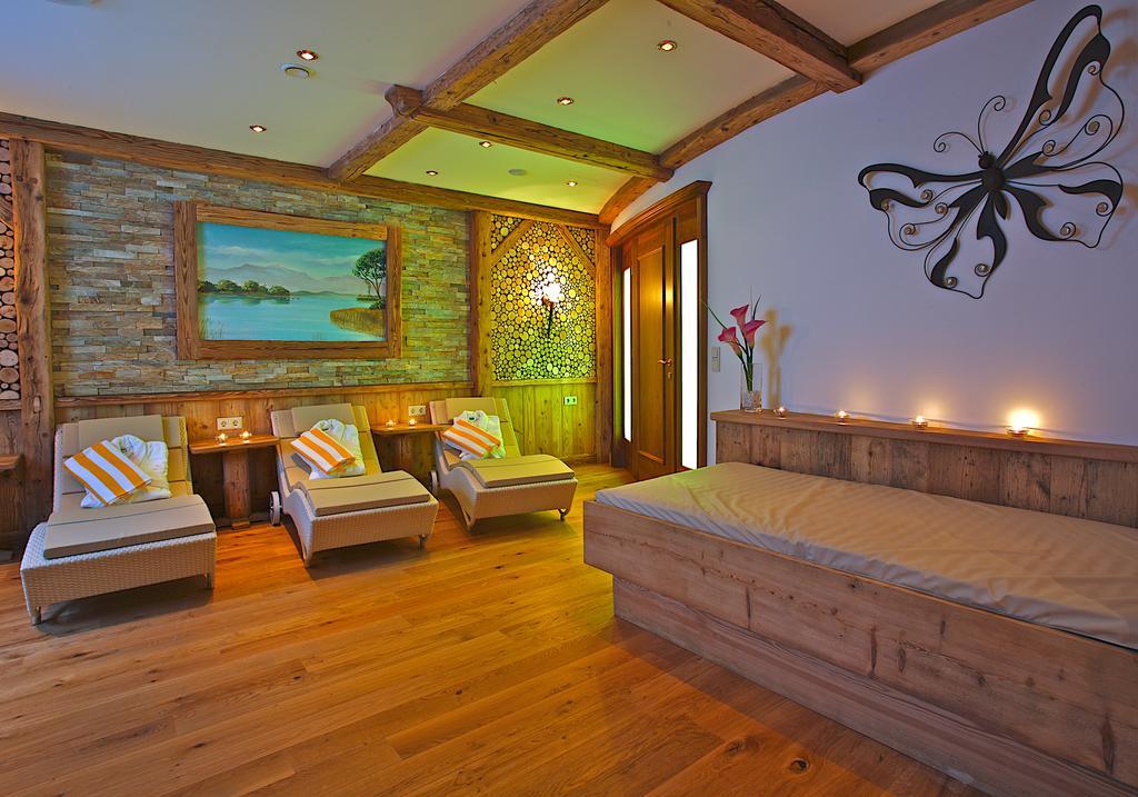 Hotel Am Schlossberg Erding Esterno foto